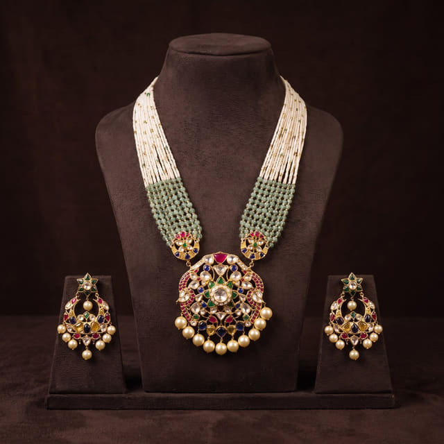 Navratna Pendant Set