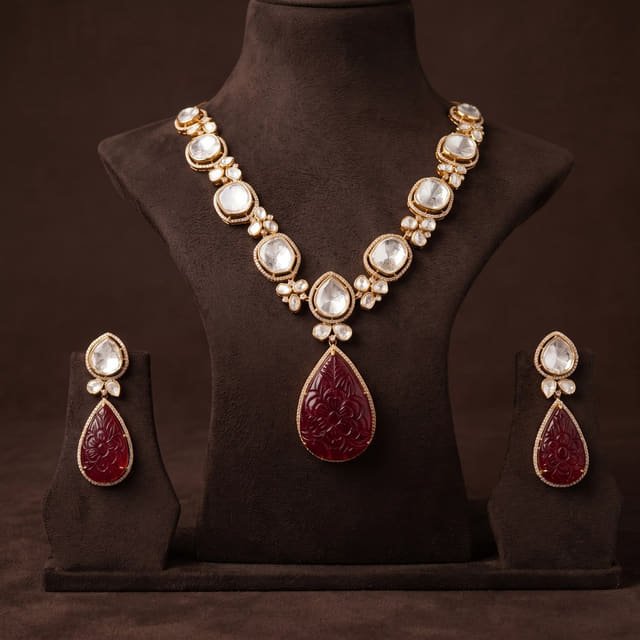 Polki Haar with Carved Ruby Drop