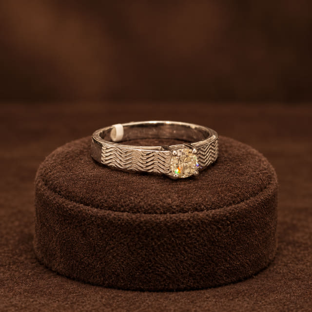 Patterned Two-Tone Band