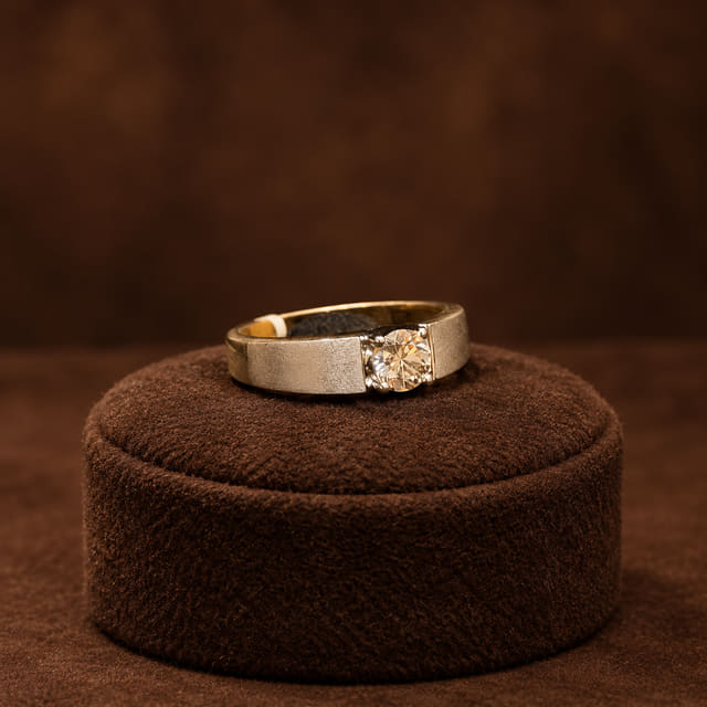 Smooth Single-Stone Band